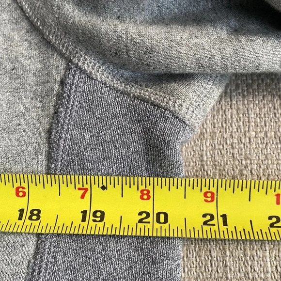 Wallace & Barnes Raglan Sleeve Sweatshirt Men’s Small J. Crew Pullover Crewneck - Picture 7 of 8